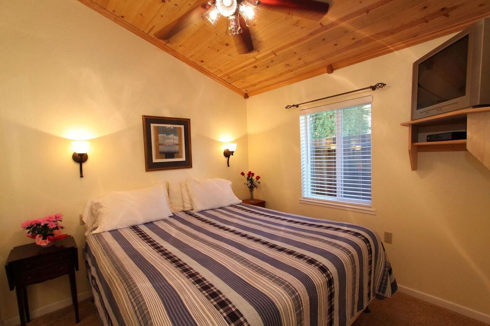 The Woods Hotel - Gay Lgbtq Cabins Guerneville Esterno foto